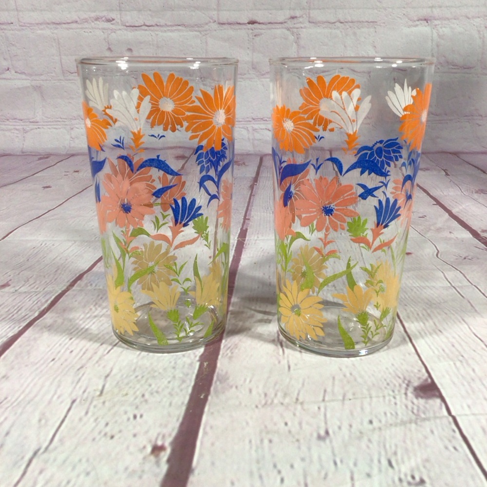 Vintage Colorful Floral Glass Tumblers - Picture 2 of 5
